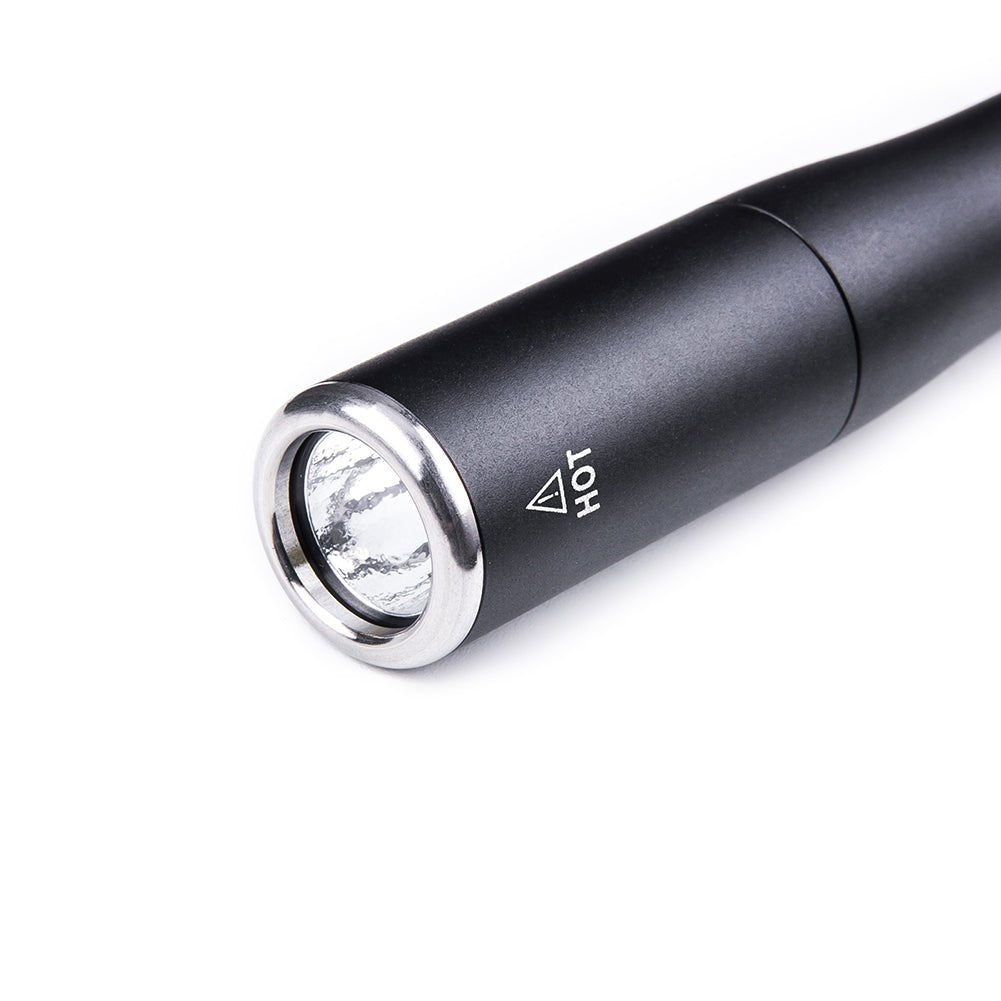 Lampe Nextorch DR K32 80Lumens blanc / Jaune - Stylo lampe médicale rechargeable Ra>=95 et RG0 Lampe Nextorch DR K32 80Lumens blanc / Jaune - Stylo lampe médicale rechargeable Ra>=95 et RG0